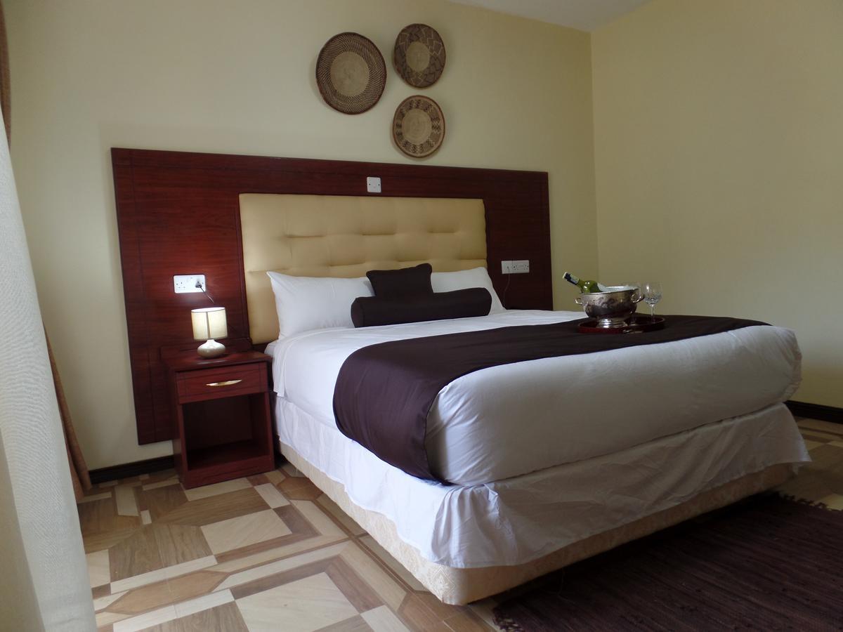 Villa Leone Boutique Hotel ไนโรบี ภายนอก รูปภาพ