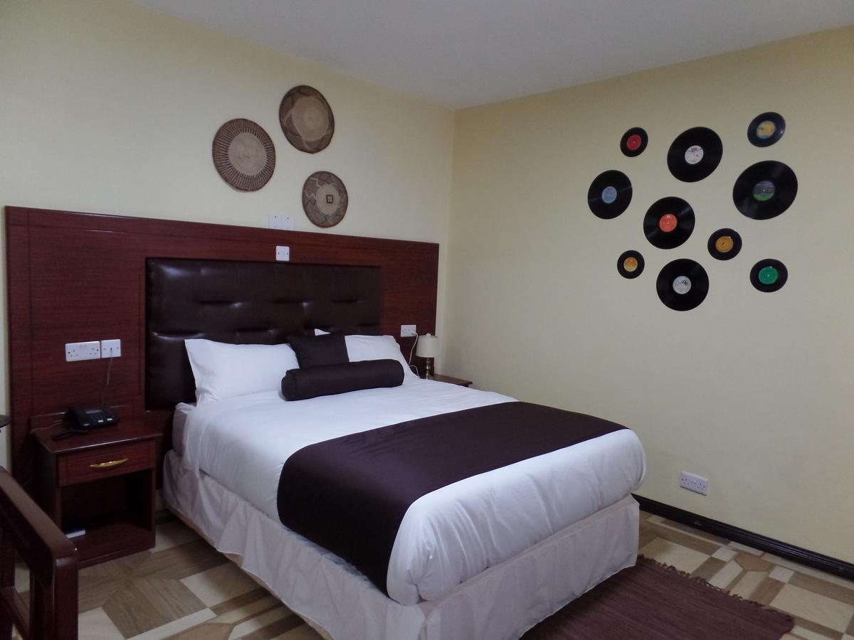 Villa Leone Boutique Hotel ไนโรบี ภายนอก รูปภาพ