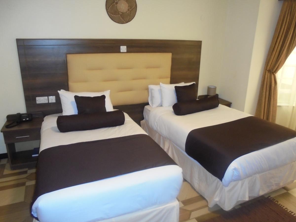 Villa Leone Boutique Hotel ไนโรบี ภายนอก รูปภาพ