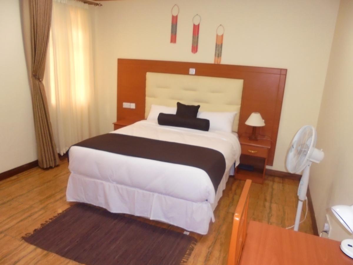 Villa Leone Boutique Hotel ไนโรบี ภายนอก รูปภาพ