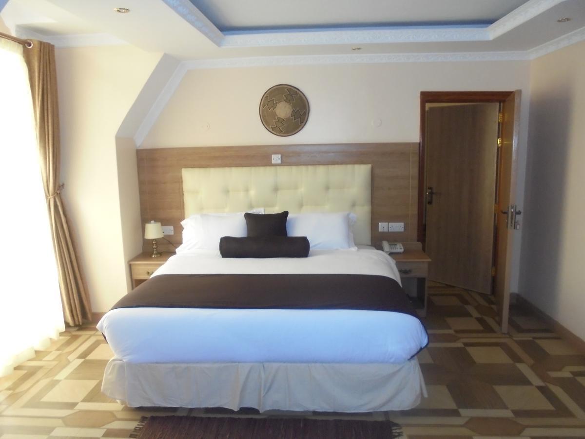 Villa Leone Boutique Hotel ไนโรบี ภายนอก รูปภาพ